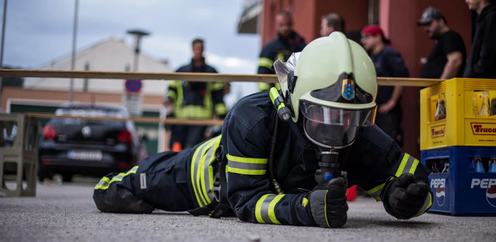 Die Ausbildung zum Feuerwehrmann wird kürzer, bleibt aber fordernd.