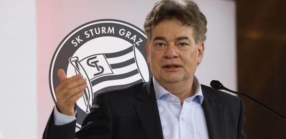 Werner Kogler kickte in der Jugend von Sturm Graz. Heute, rund 40 Jahre später, ist er Sportminister.