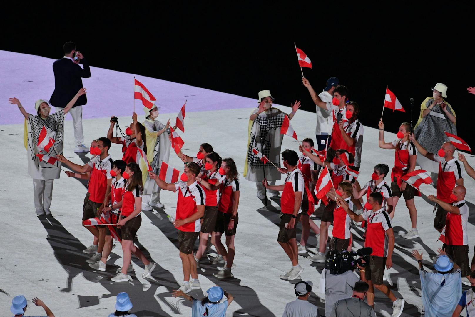 Das österreichische Olympia-Team bei der Eröffnungsfeier.