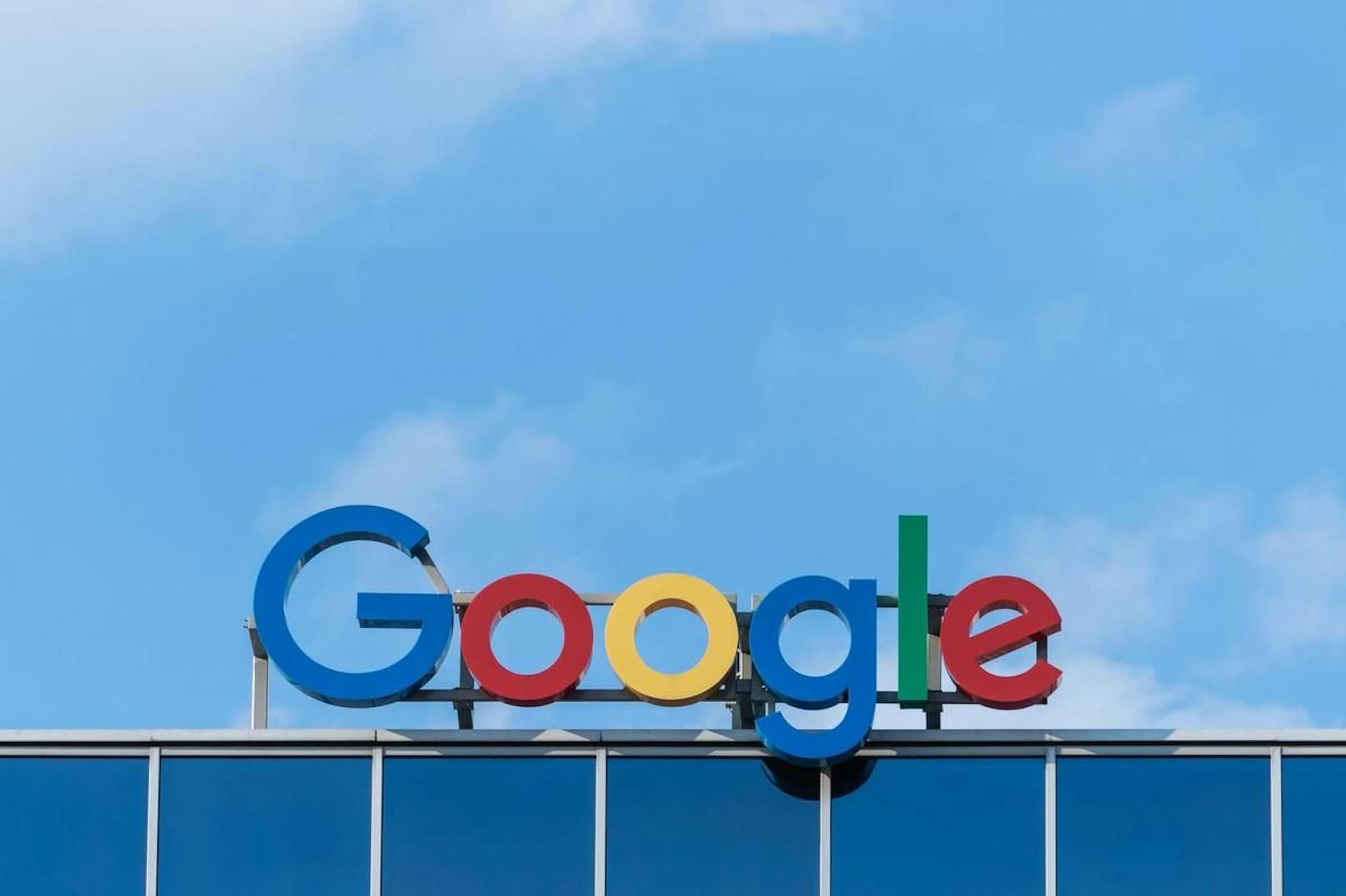 Google beantwortet pro Jahr aber mehrere Billionen Suchanfragen.