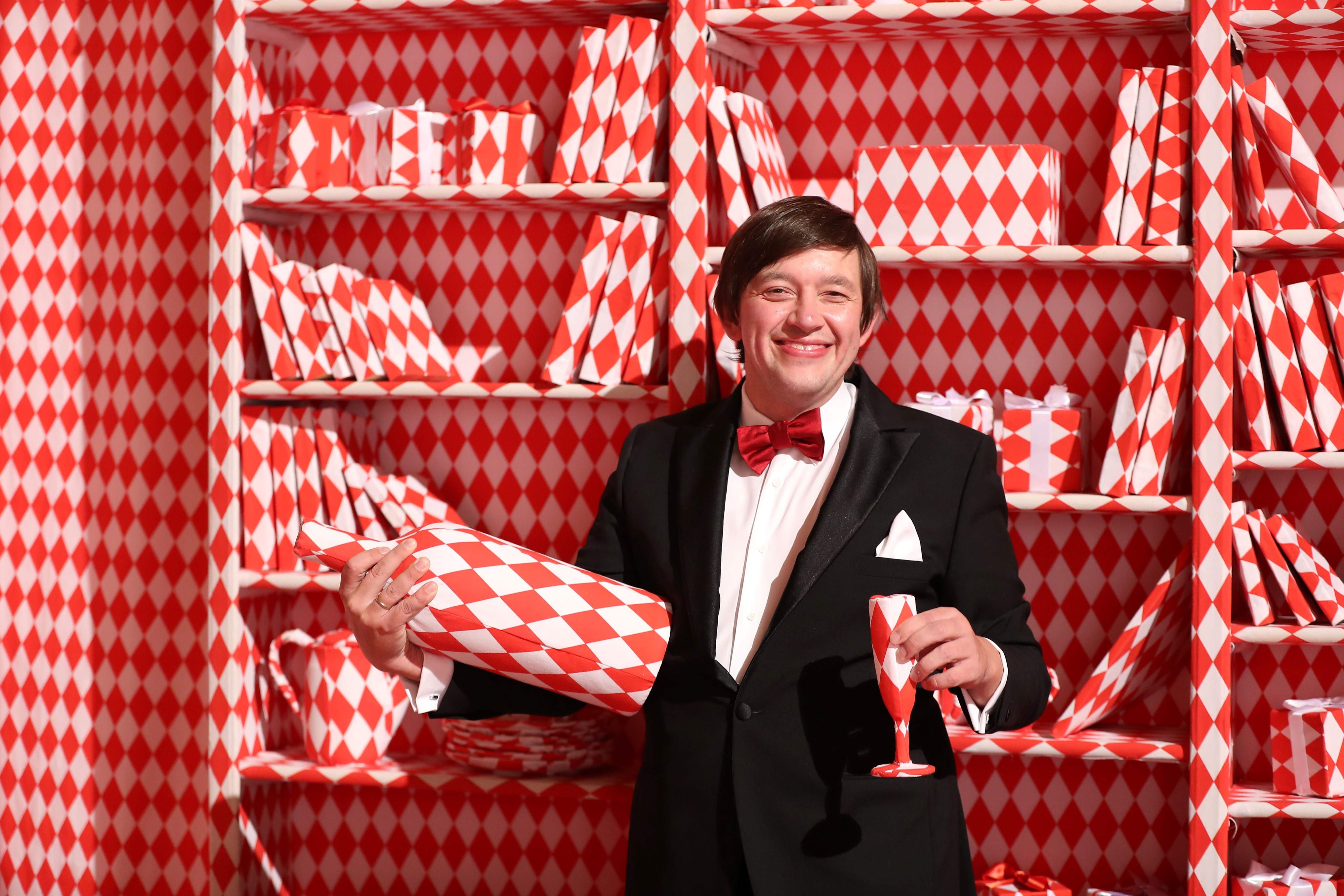 Russischer Ausnahmekünstler Vasily Klyukin stellt erstmals in Wien aus.