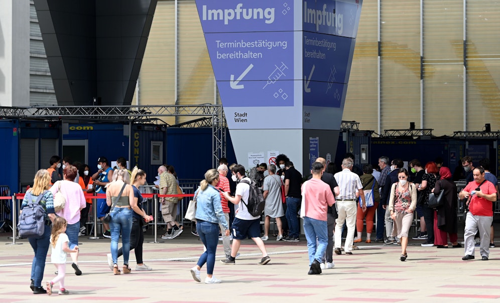 Das große Impf-Zentrum beim Austria-Center in Wien-Donaustadt. 
