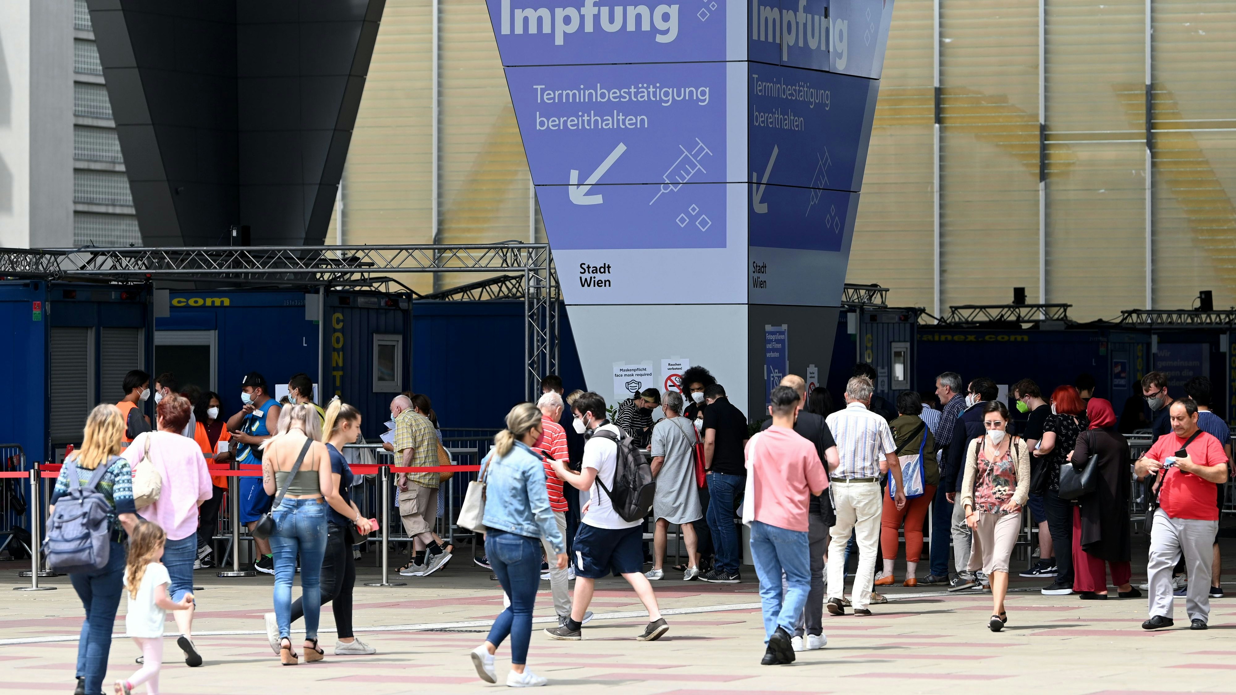 Das große Impf-Zentrum beim Austria-Center in Wien-Donaustadt. 
