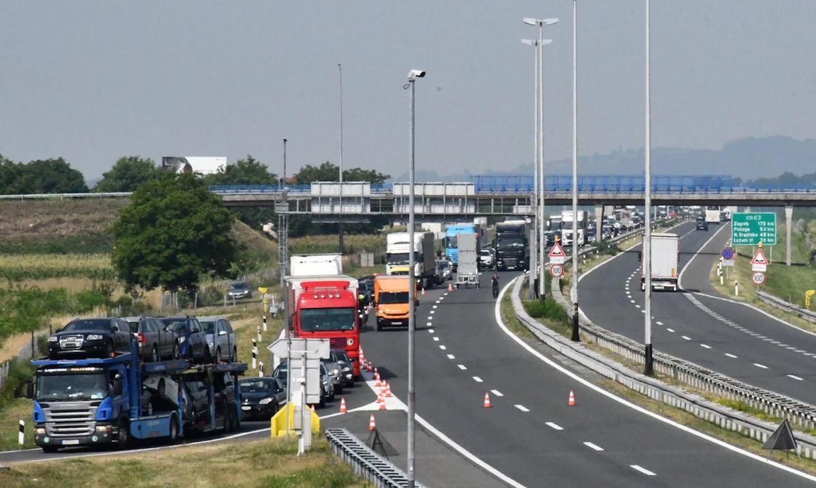 Durch den Unfall kam es zum Rückstau auf der kroatischen Autobahn.