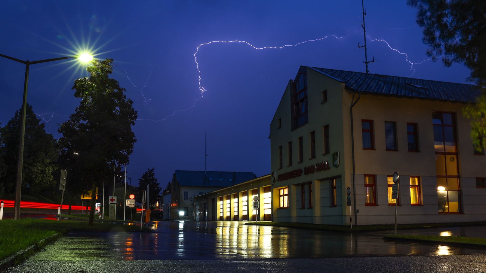 Blitz über Bad Hall in Oberösterreich