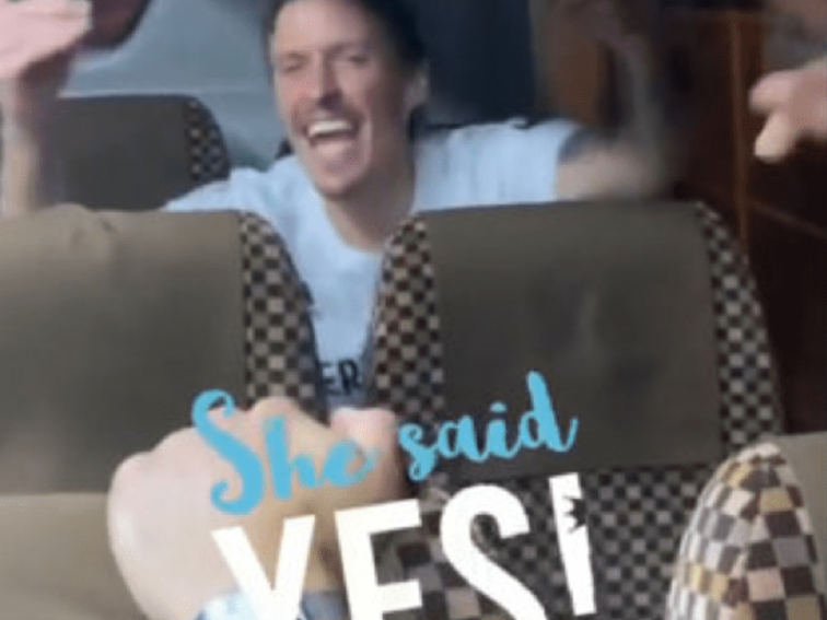 Kruse verrät die Antwort seine Freundin – jetzt ist sie seine Verlobte.