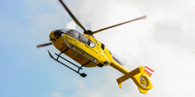 Hubschrauber Uber Nettetal Heute