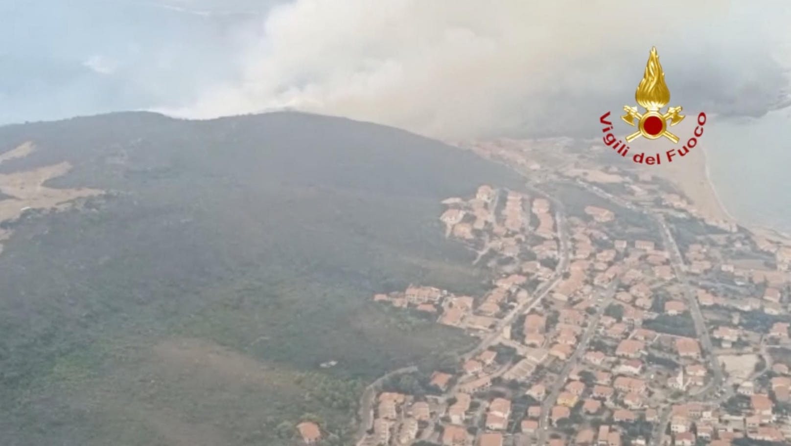 Auf Sardinien wüten schwere Waldbrände.