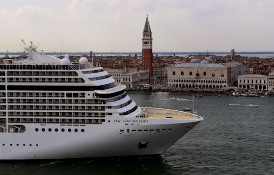 Die Großreederei MSC will den Bau eines mit Wasserstoff betriebenen Kreuzfahrtschiffes prüfen.