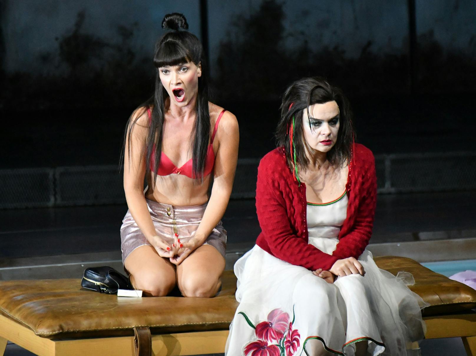 Szenenbilder aus "Elektra" bei den Salzburger Festspielen.