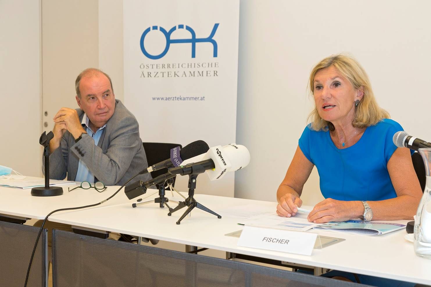 Ärztekammer-Beauftragter Norbert Jachimowicz und die Leiterin der Drogenambulanz an der MedUni Wien Gabriele Fische