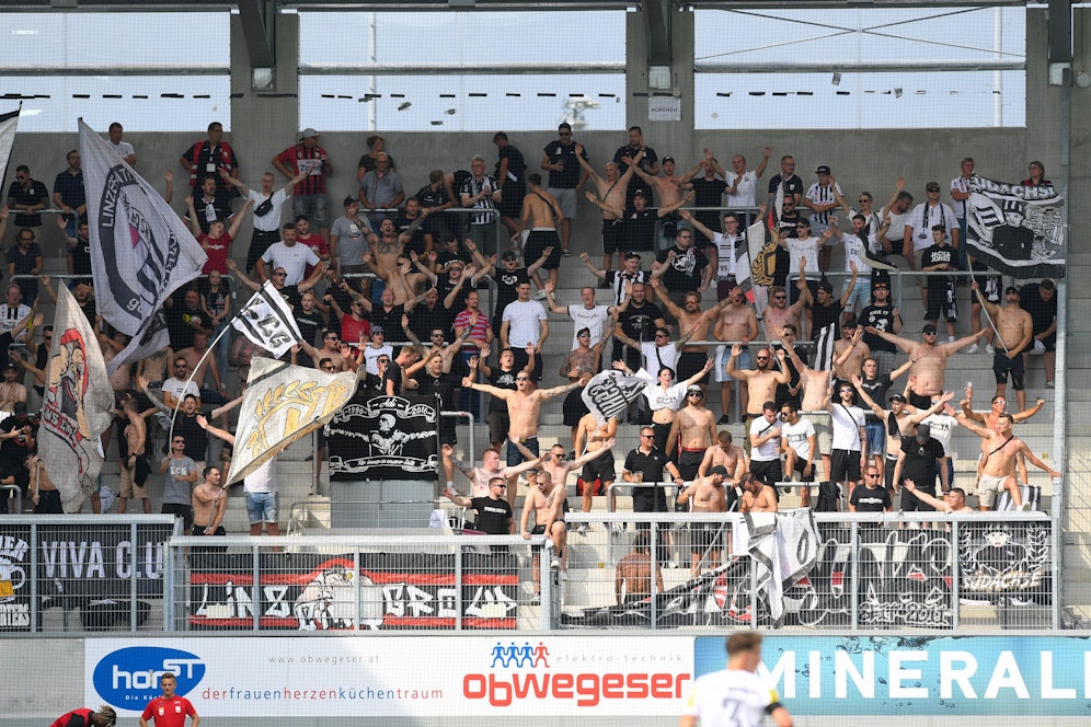 Die LASK-Fans werden vor dem Spiel geimpft - wenn sie wollen.