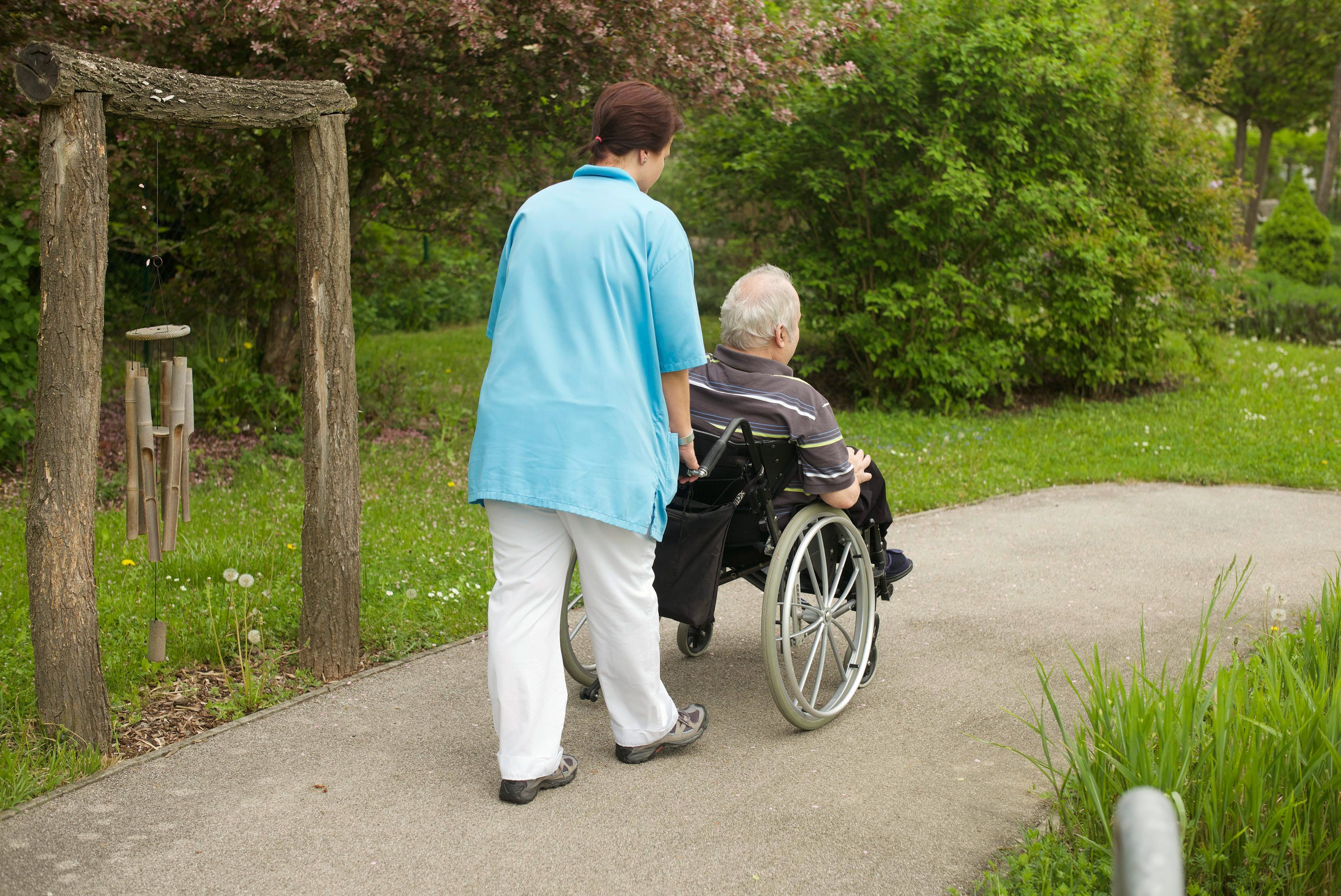 Vor allem im Pflegebereich kann sich kaum eine Frau vorstellen den Job bis zur Pension auszuüben