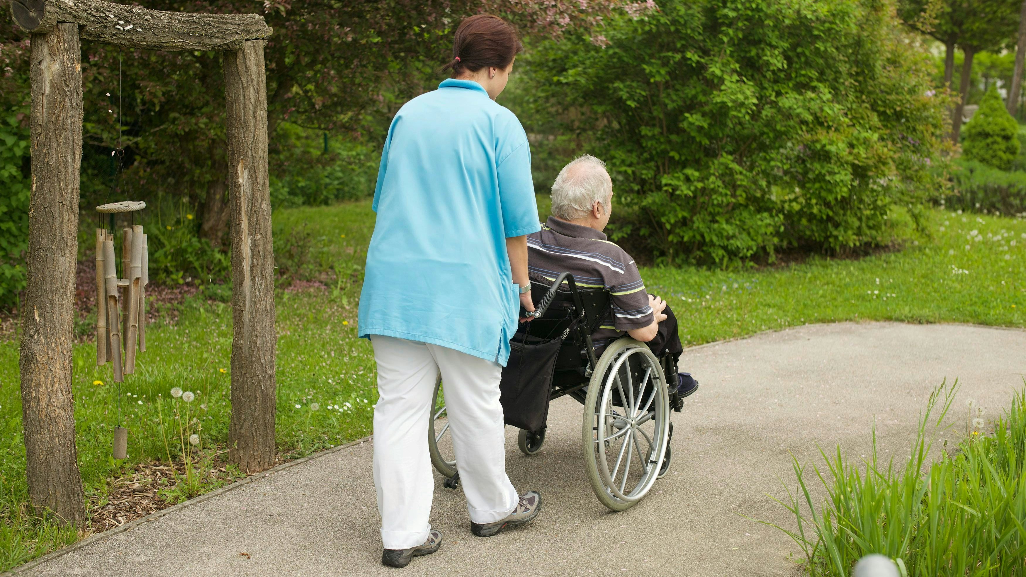 Vor allem im Pflegebereich kann sich kaum eine Frau vorstellen den Job bis zur Pension auszuüben