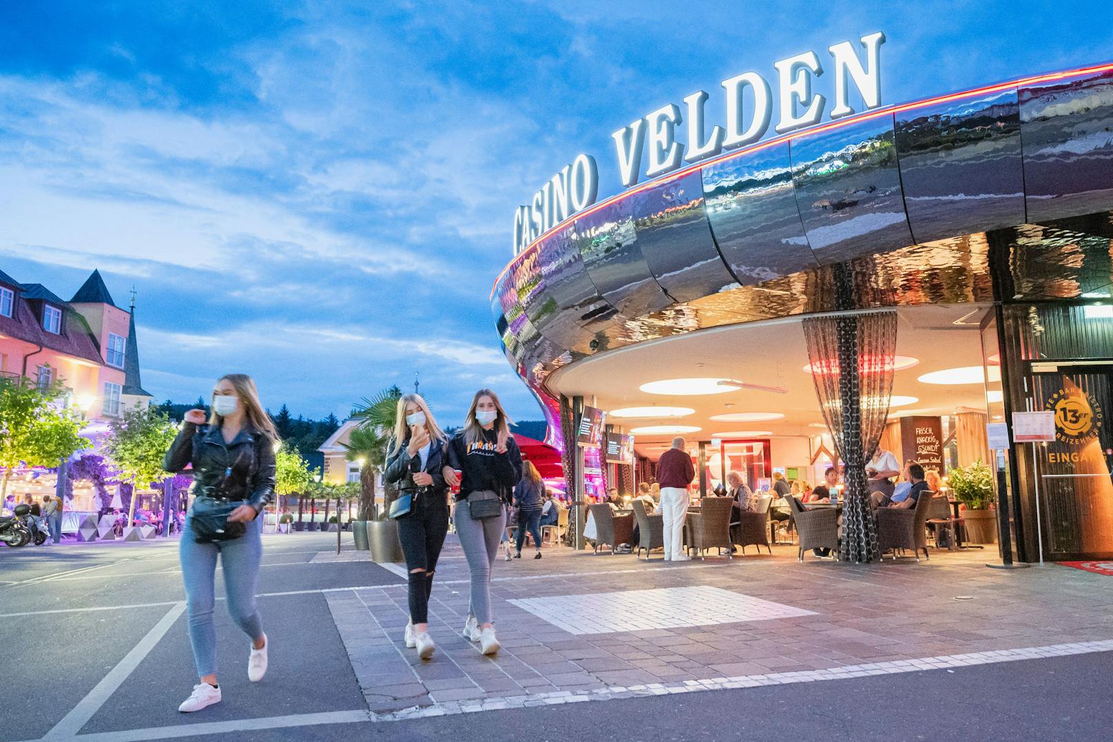 Die junge Urlauberin knackte im Casino Velden den Jackpot.