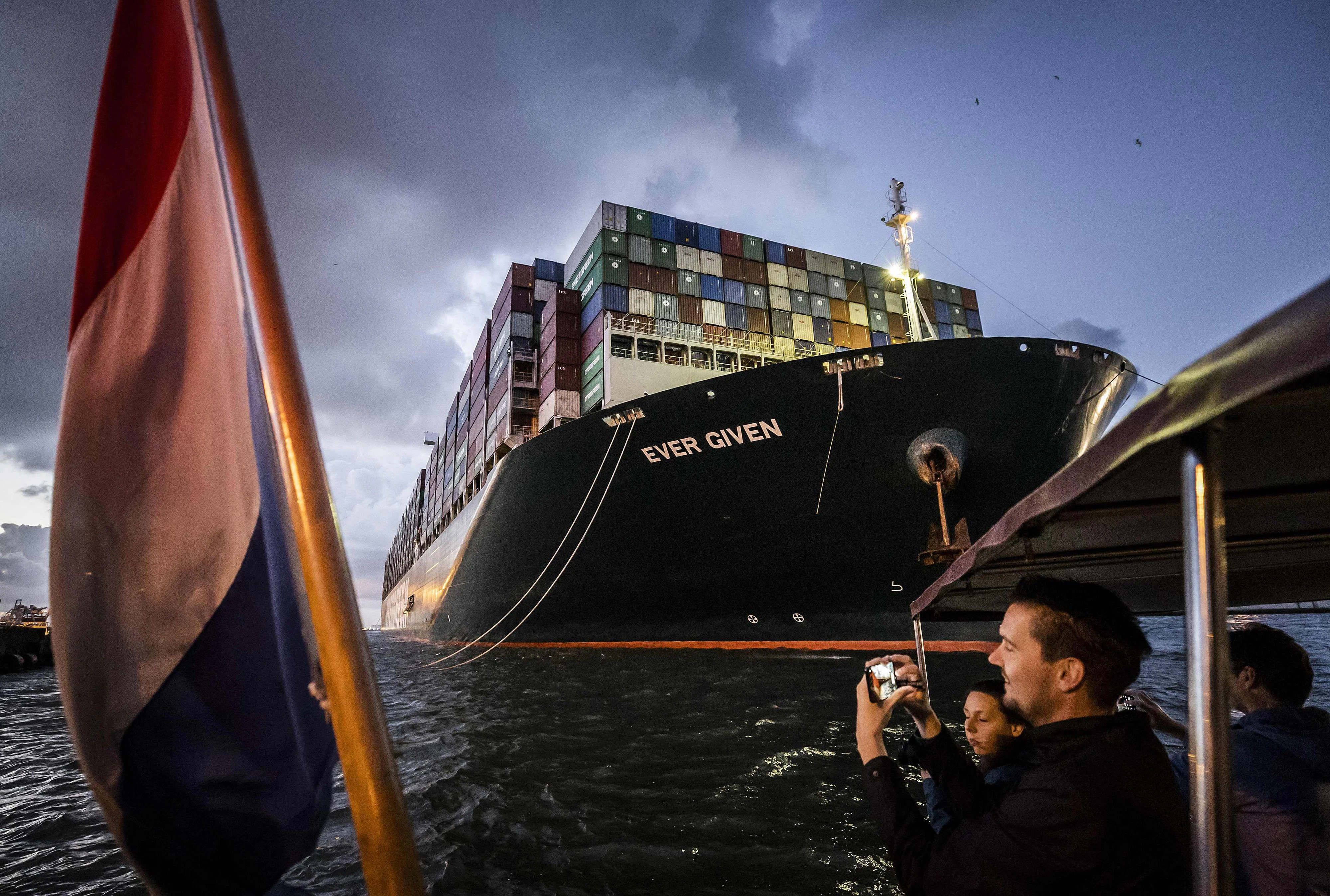 Die "Ever Given" ist endlich in Rotterdam angekommen. 