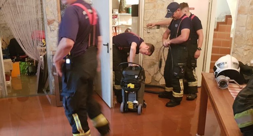 Unwetter in Brunn: Feuerwehr im Einsatz