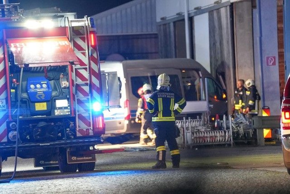 Drei Verletzte nach Busunfall bei Haag.