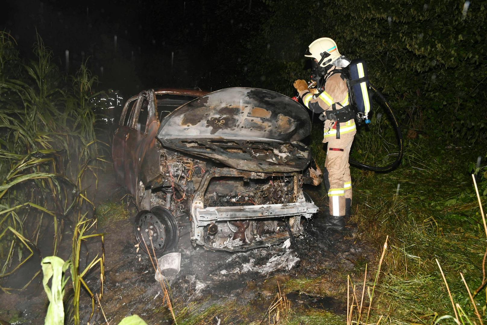 Fahrzeugbrand in Langkampfen, Bezirk Kufstein, am 30. Juli 2021