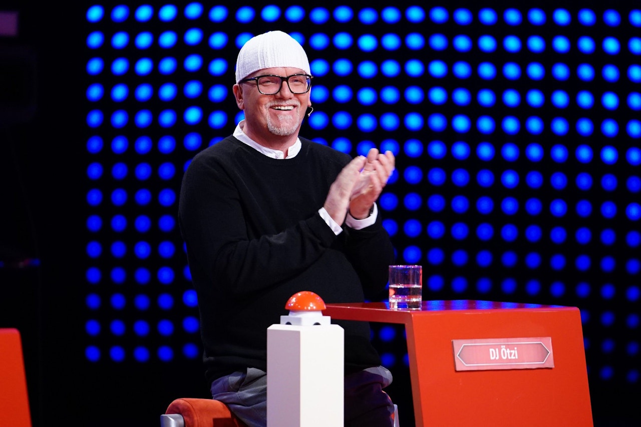 Heute.at - DJ Ötzi haut bei Quizfrage zu eigenem Song daneben