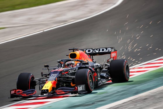 Verstappen erhält kurz vor dem Start neuen Motor - Formel ...