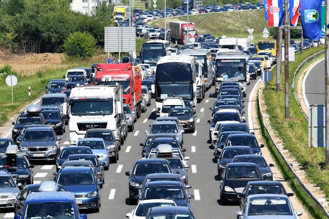 Megastau Vor Kroatien Kam In 5 Stunden Nur 4 Km Weit Osterreich News Heute At