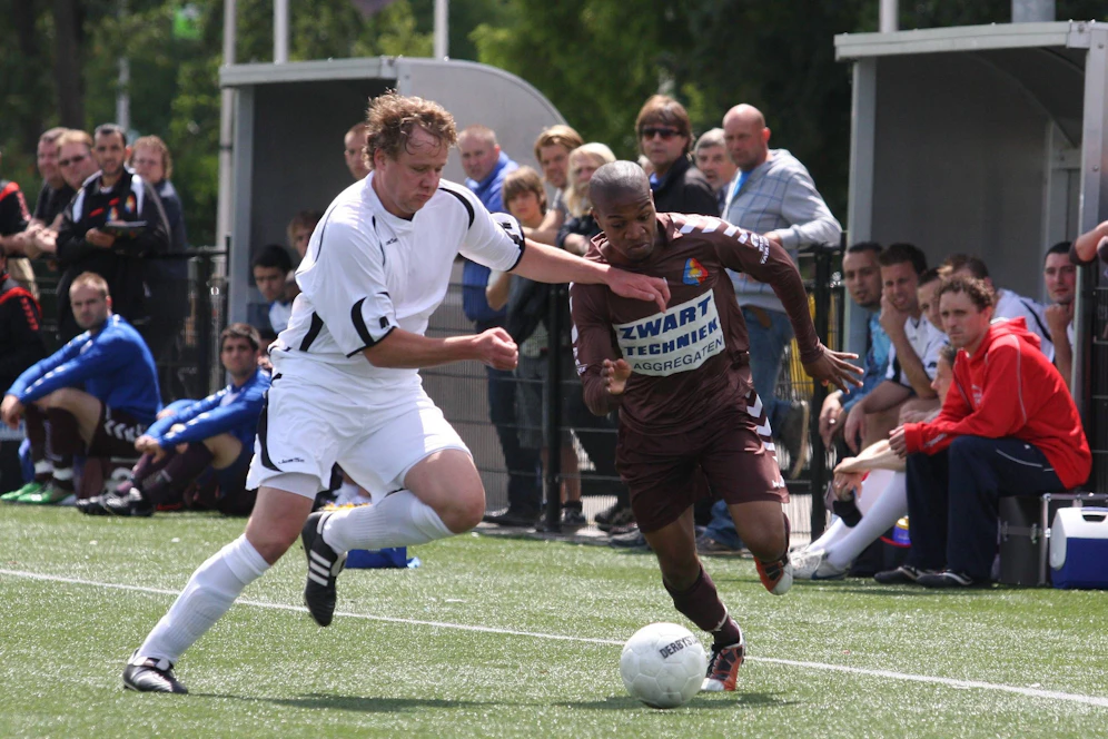 Jergé Hoefdraad 2011 bei einem Spiel von Ex-Klub Telestar.