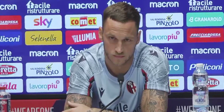 Marko Arnautovic bei seiner Antritts-PK in Bologna.