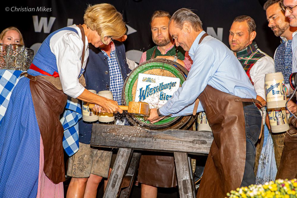 Bieranstich 2019 mit Landeshauptfrau Johanna Mikl-Leitner 