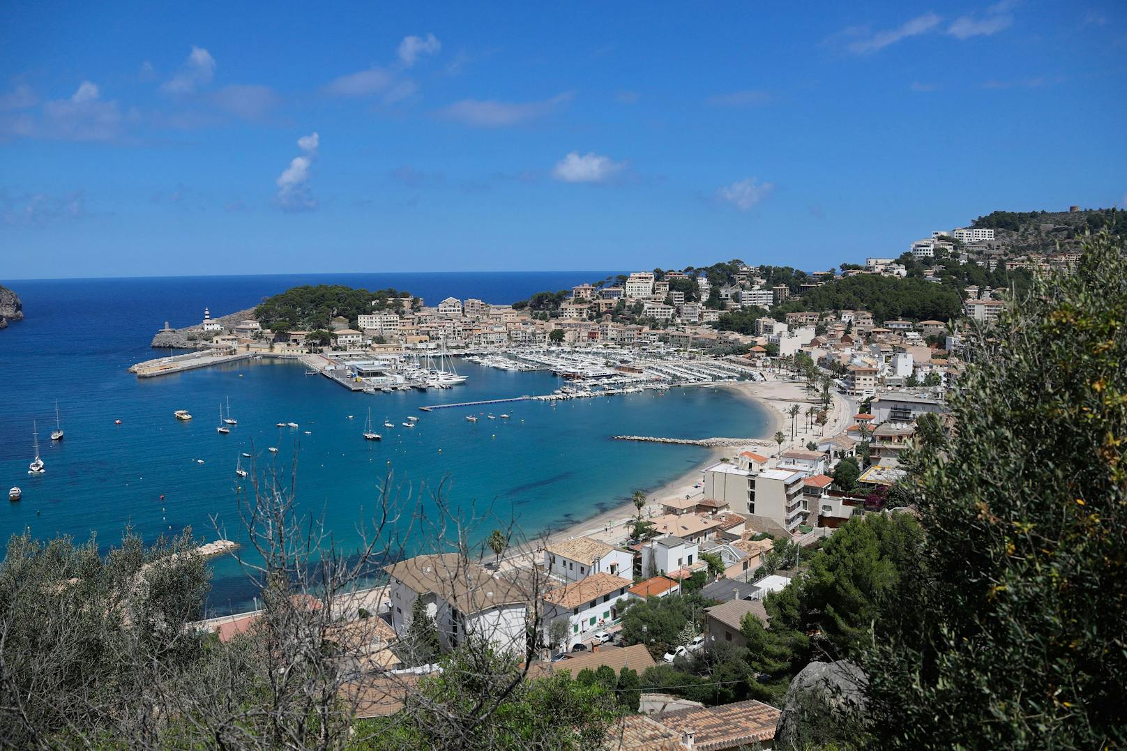 In Port de Soller auf Mallorca kam am Freitag ein 61-jähriger Österreicher bei einem Unfall ums Leben. 
