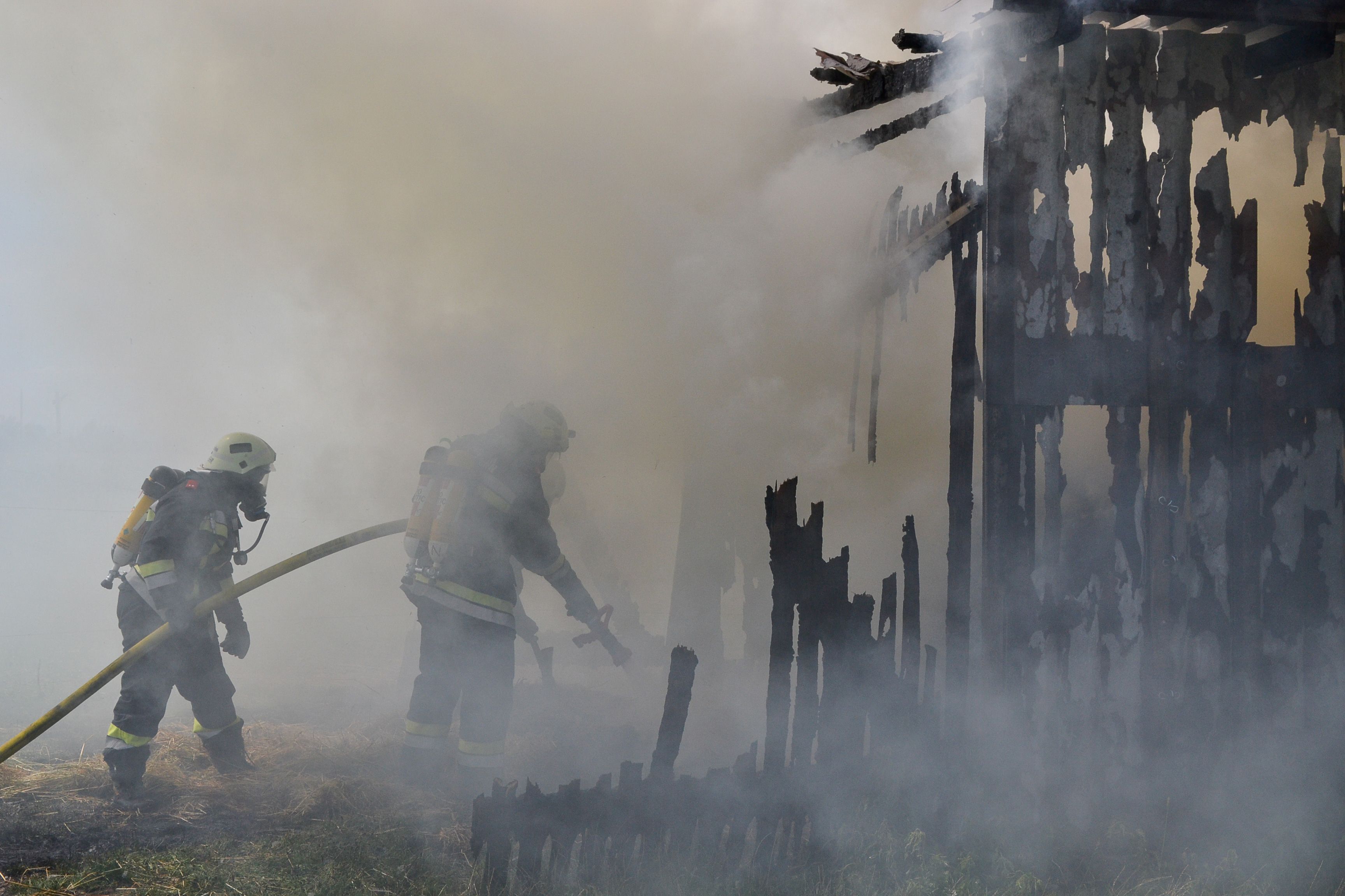 Die Feuerwehr im Atemschutzeinsatz.
