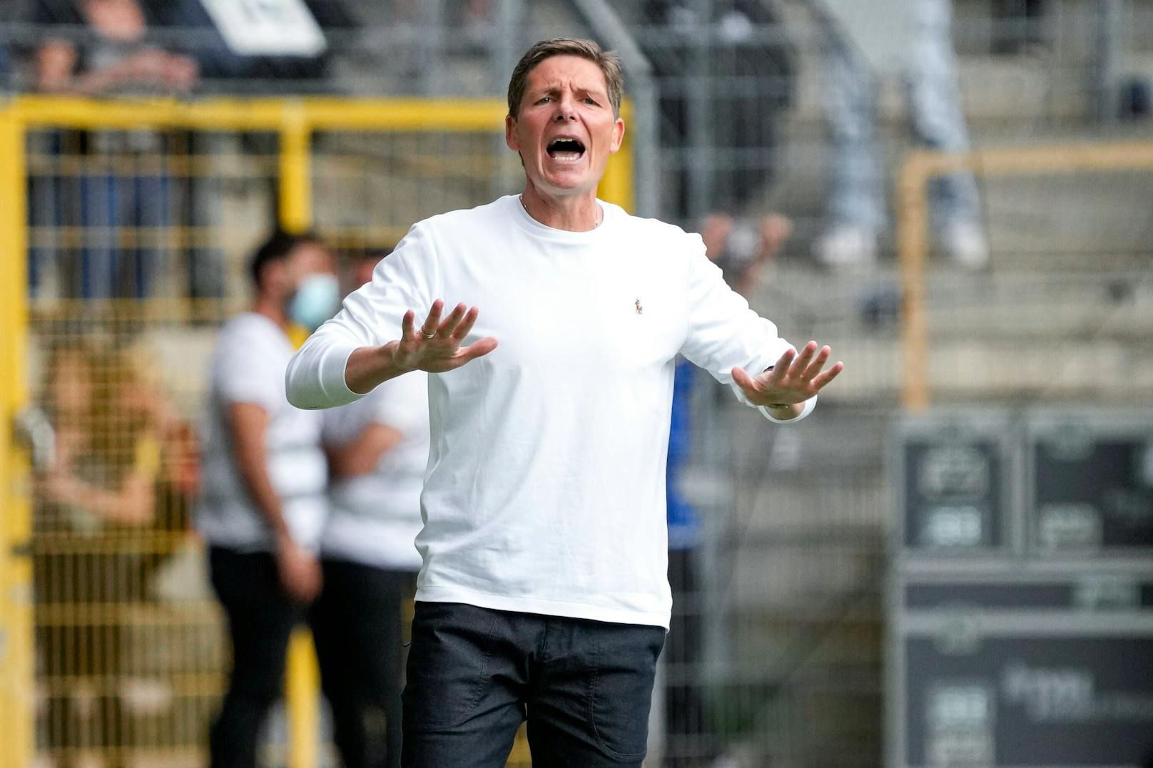 Frankfurt-Coach Glasner warnt vor Gewalt-Exzessen