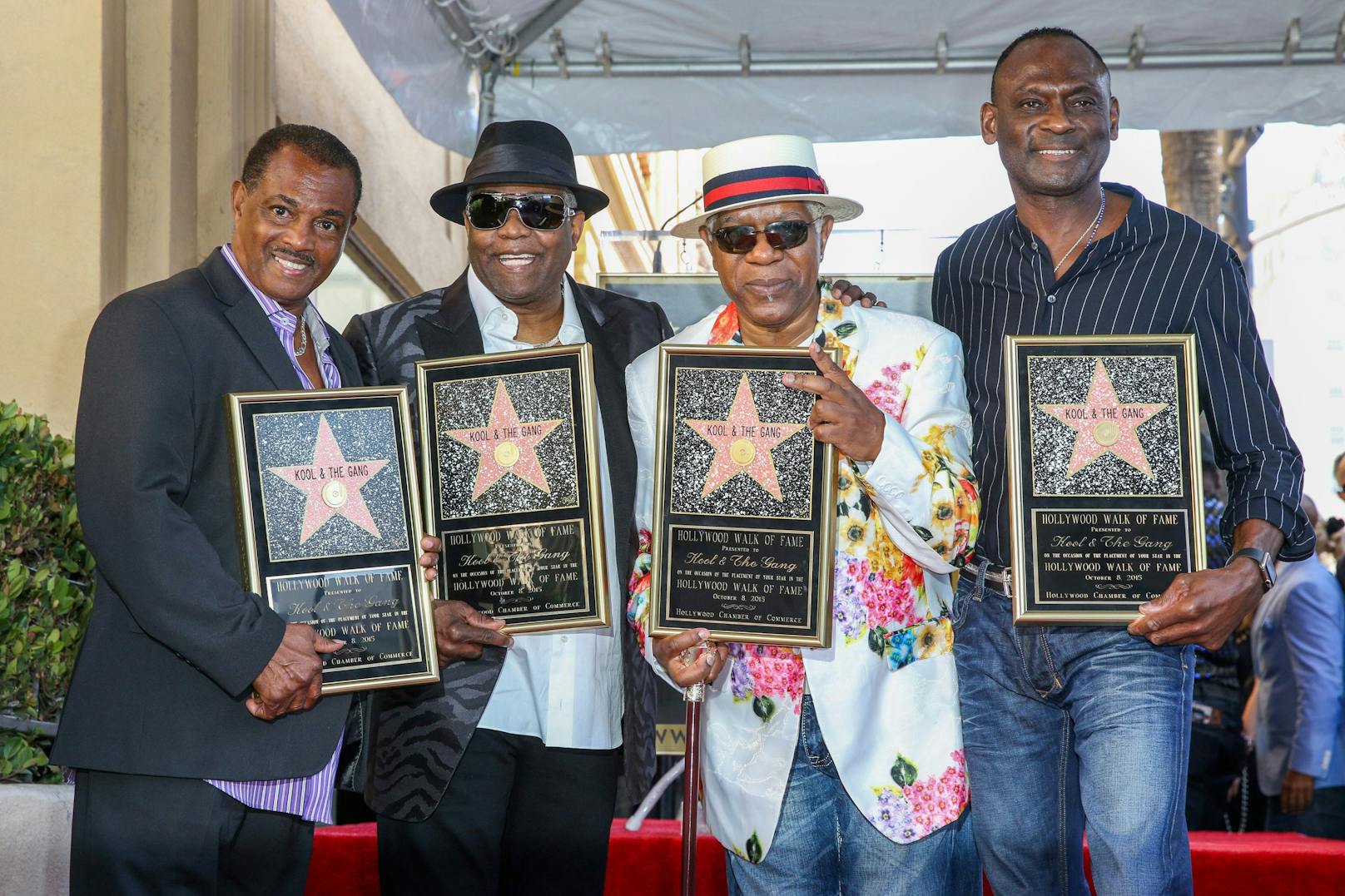 2015 erhielten Robert "Kool" Bell, Ronald "Khalis" Bell, Dennis "DT" Thomas und George Brown (v.l.n.r.) ihren Stern am Hollywood Walk of Fame.