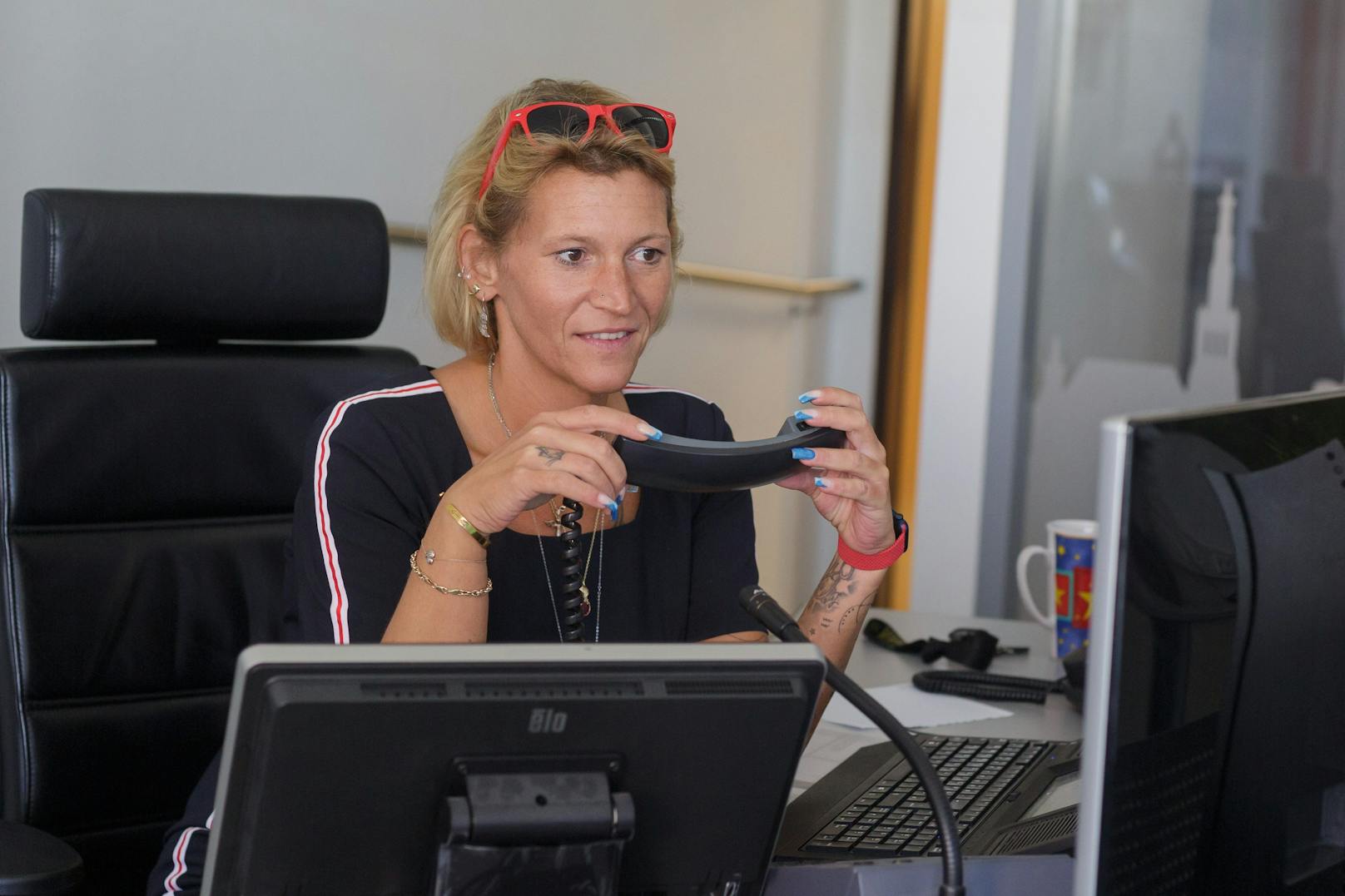 Die Stimme von Irene Brandtner kennt jeder Fahrgast der Wiener Linien. Als Info-Managerin ist sie fast täglich in den Öffis zu hören. 