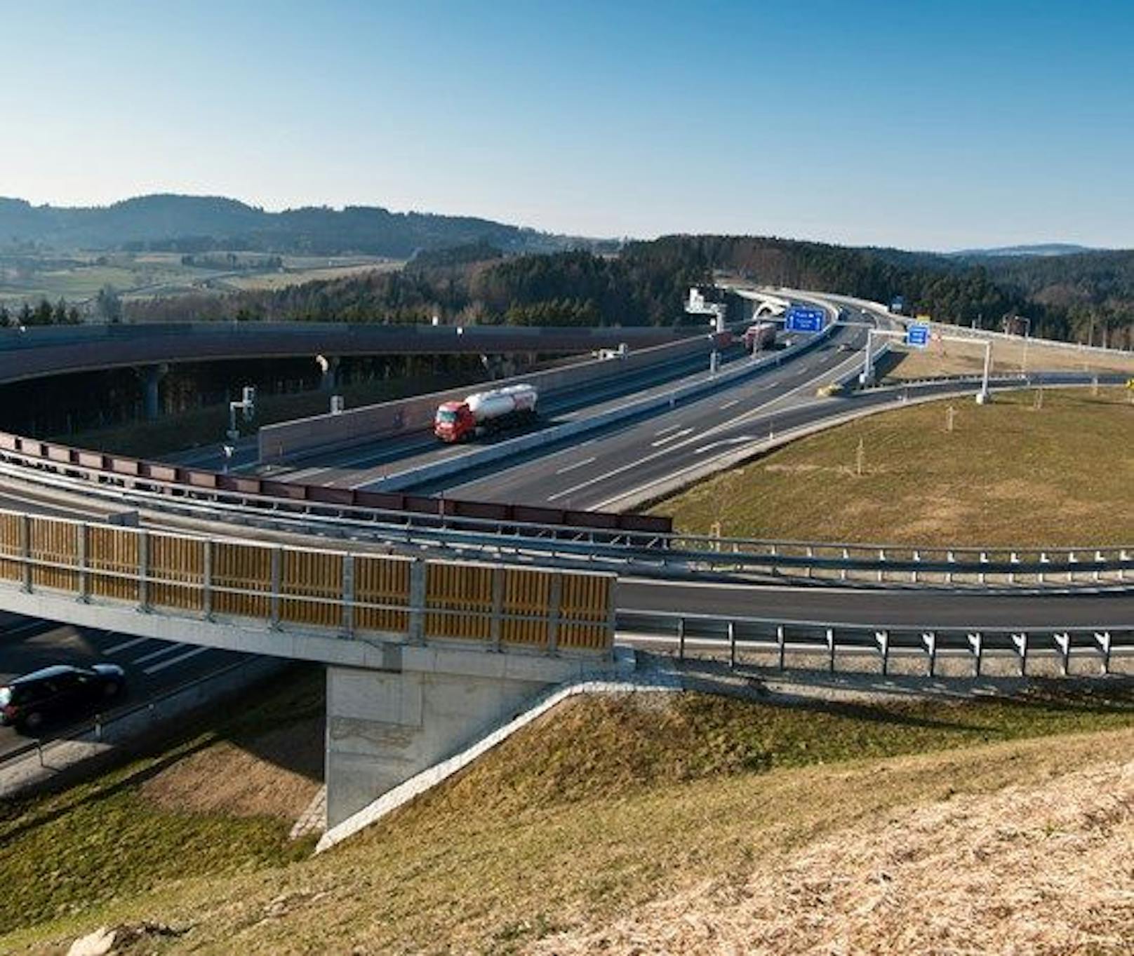 Der letzte Teilabschnitt der S10 bis zur tschechischen Grenze kann gebaut werden.