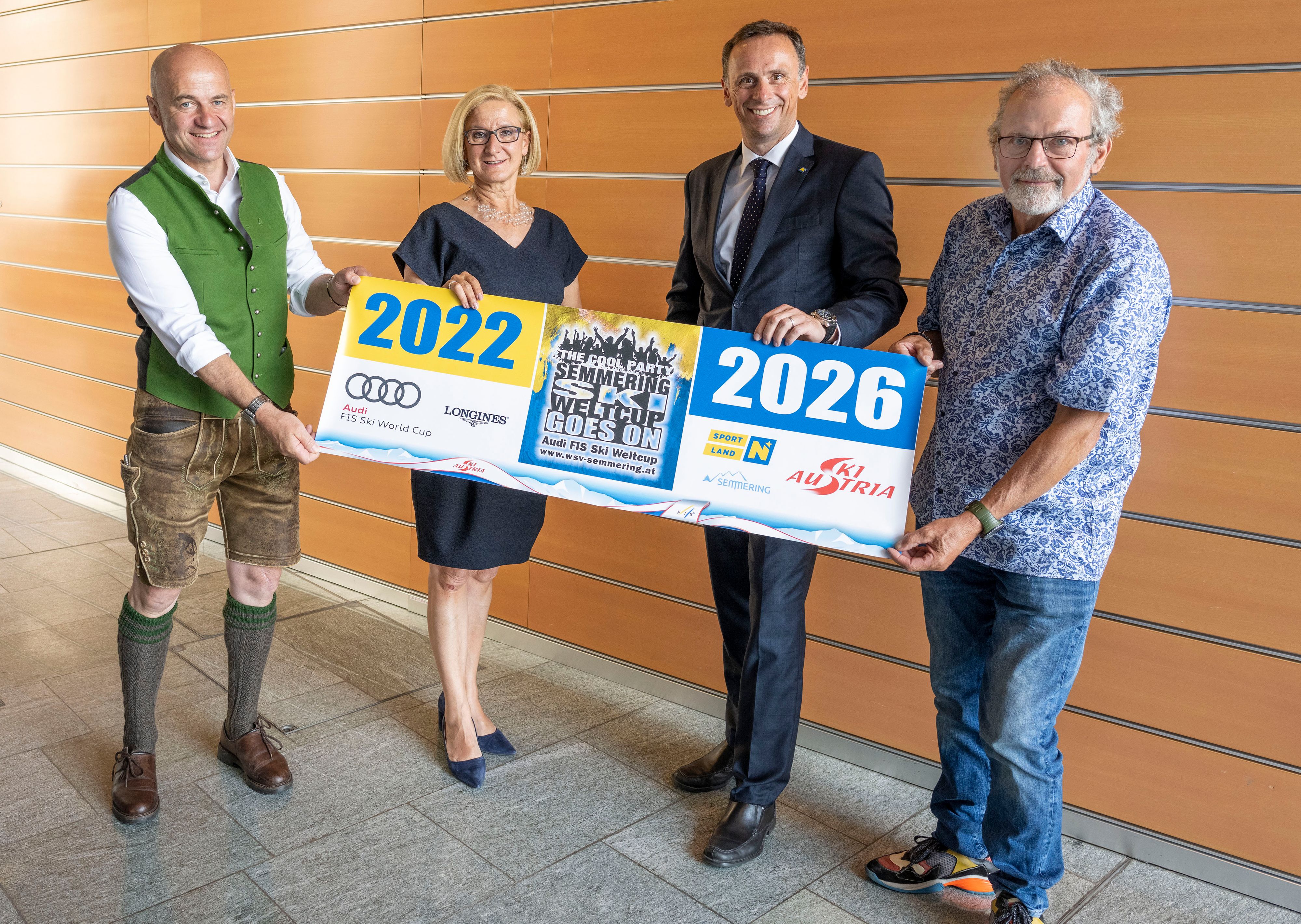 Hermann Doppelreiter (Bürgermeister Semmering), Landeshauptfrau Johanna Mikl-Leitner, Sportlandesrat Jochen Danninger und Organisationschef Franz Steiner (v.l.)