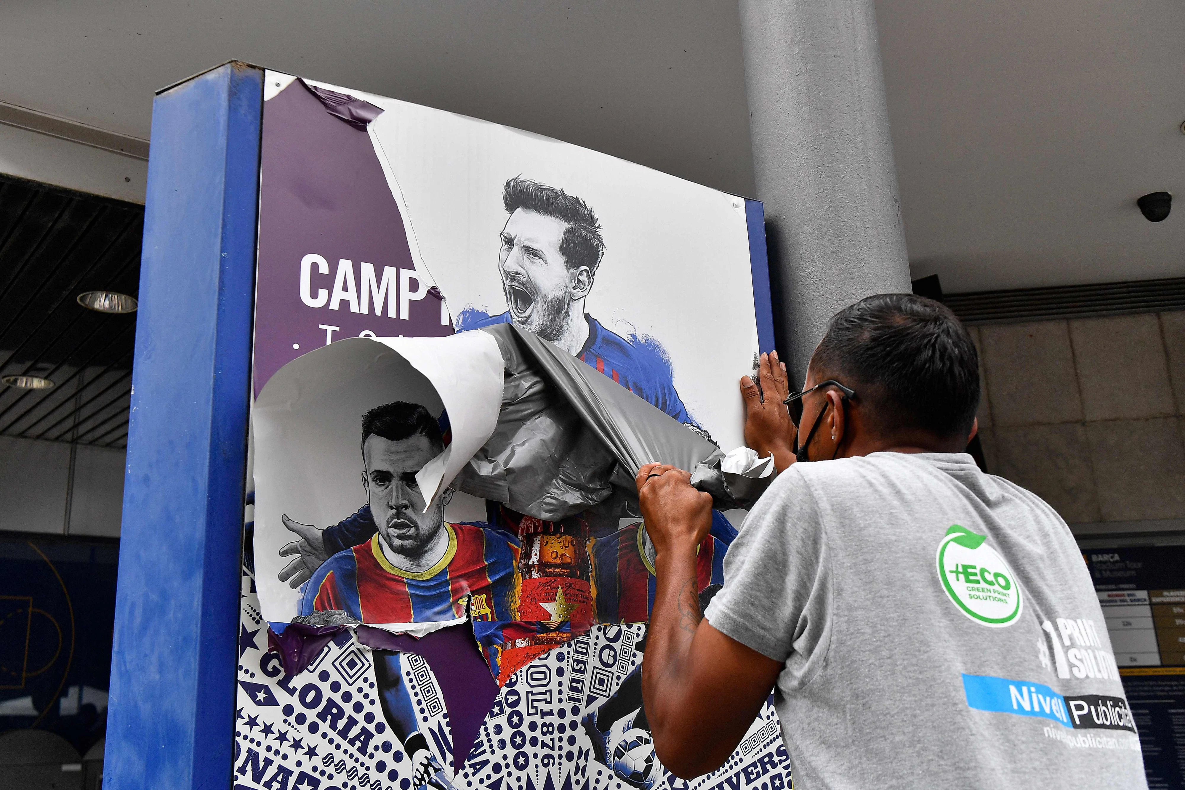 Auch rund um das Stadion wurde Messi entfernt