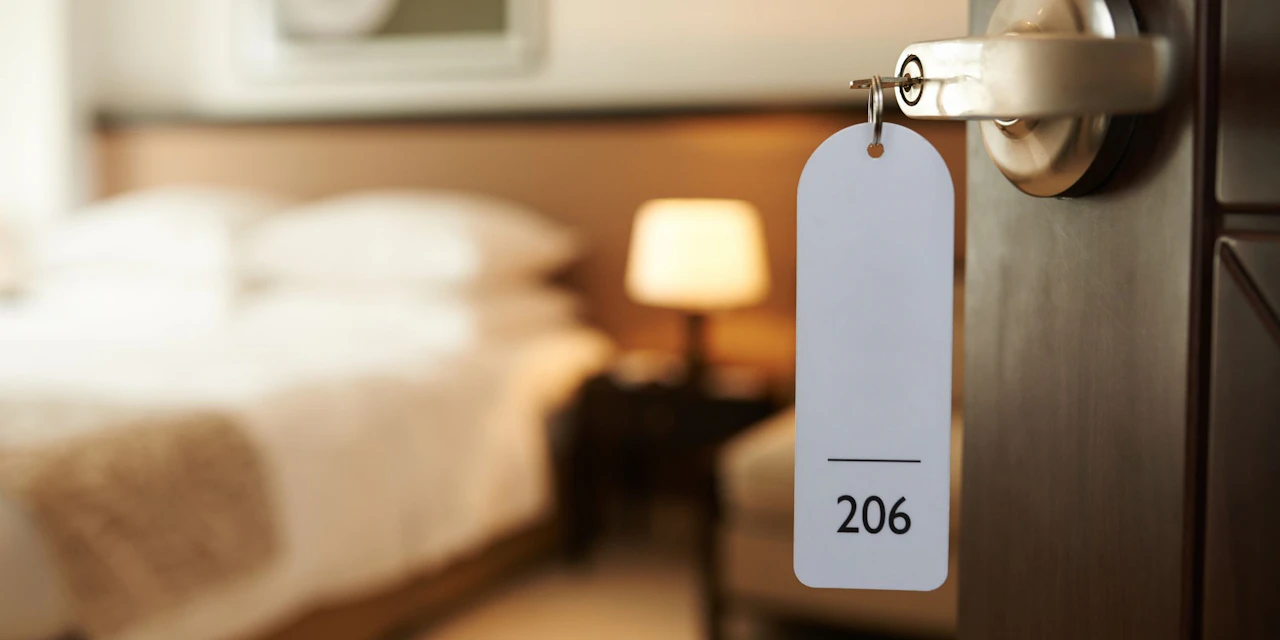 Folgende Dinge solltest du besser im Hotelzimmer lassen - Vimarsana News
