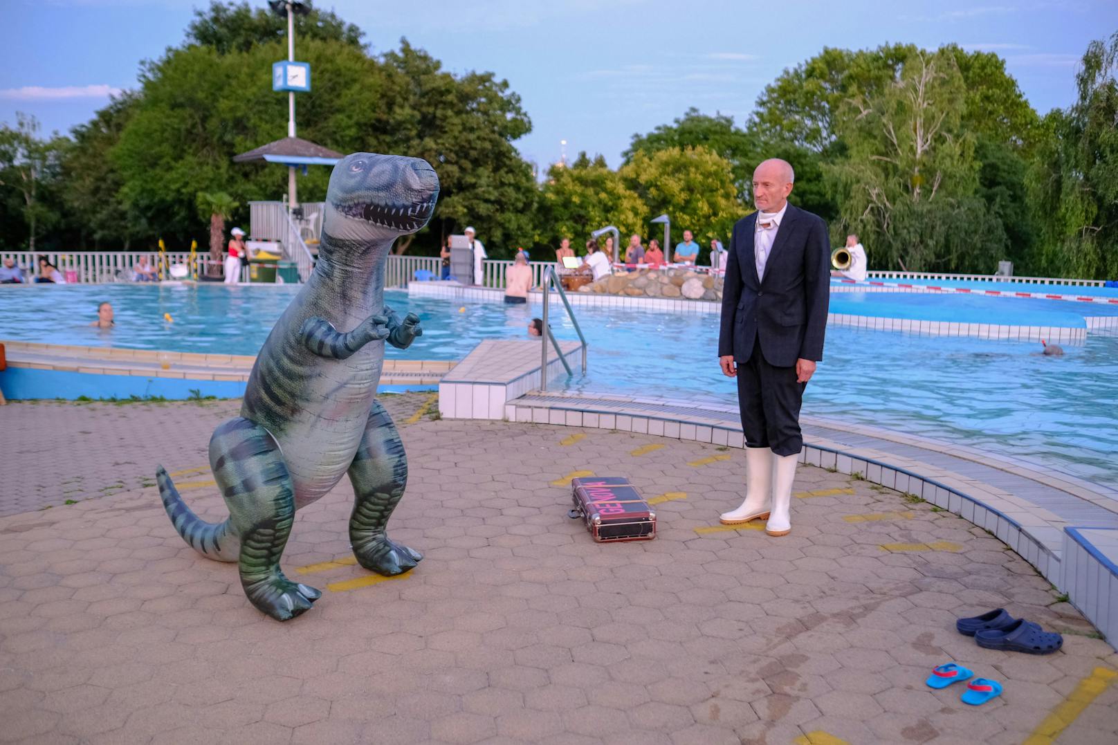 Bei der Badeoper "duck and listen!" von Georg Nussbaumer werden Wiener Bäder zur Musikbühne. Auch unter Wasser gibt’s was auf die Ohren!