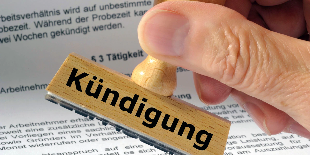 Unbezahlte Überstunden, dann Fristlose für Lokal-Chefin - Vimarsana News