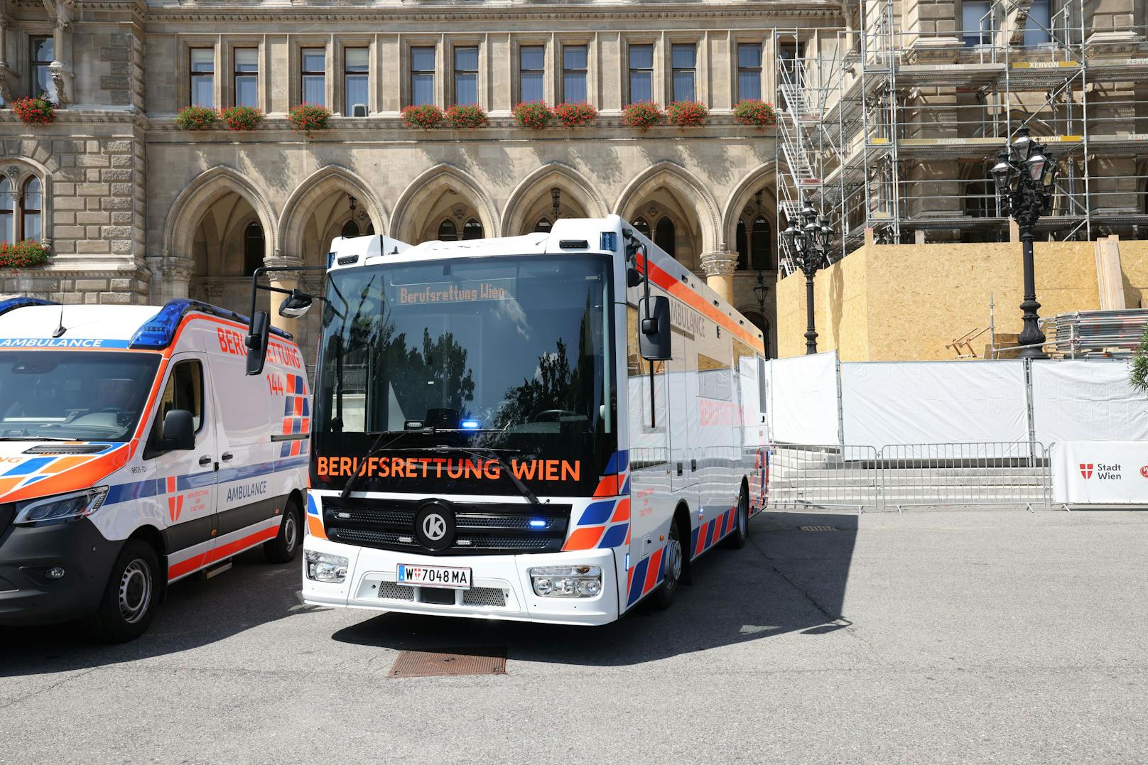 So sieht der neue K-Zug aus, der allerdings nicht mehr so heißt. In einer Online-Befragung entschieden sich die Mitarbeiter der Berufsrettung Wien für den neuen Namen "Sonder-Einheits-Gruppe" (SEG).