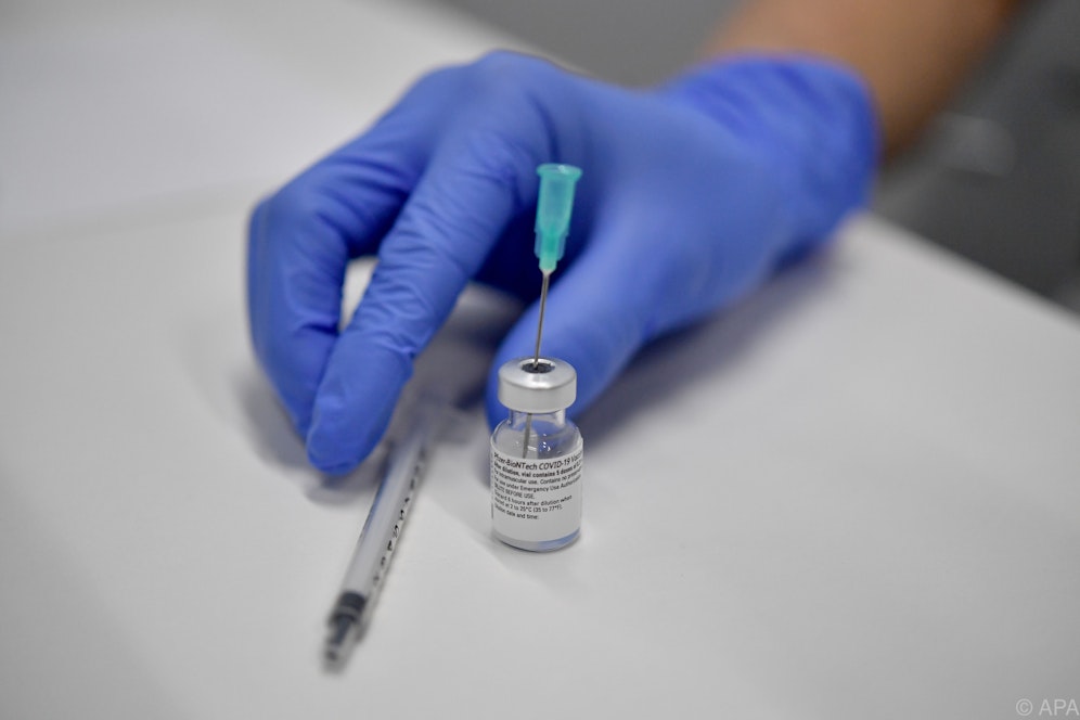 Bei der Delta-Variante wirken die Impfstoffe noch zuverlässig, aber schwächer.