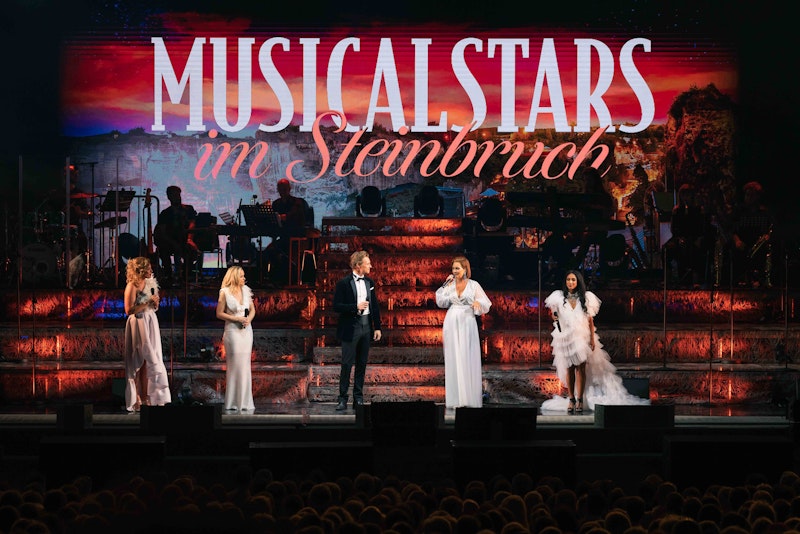 Roberta Valentini, Missy May, Lukas Perman, Maya Hakvoort und Tertia Botha