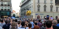 2-jähriges Mädchen in Wien von Fiaker überrollt