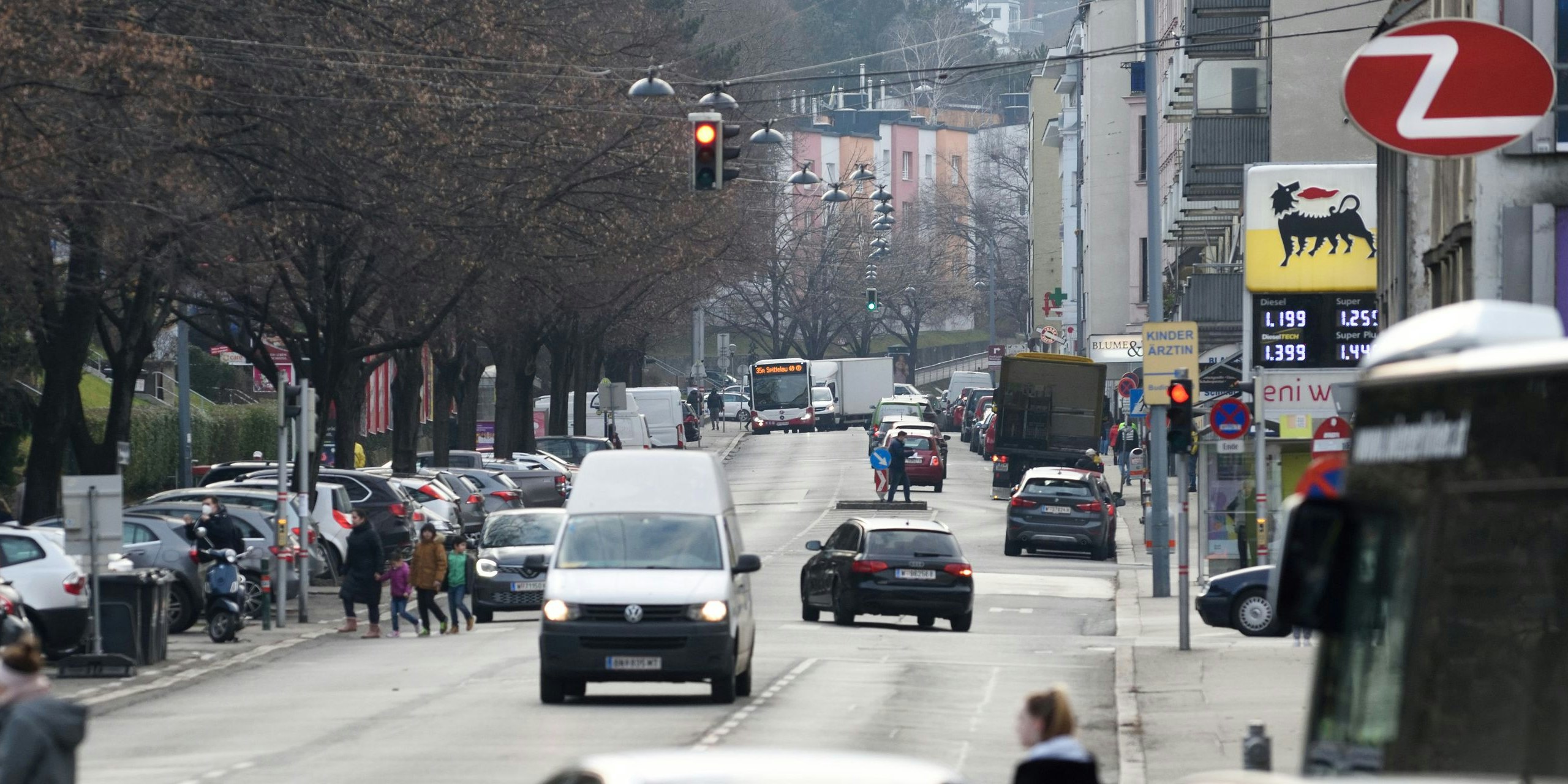 Der Vorfall ereignete sich an einer Busstation in der Döblinger Krottenbachstraße 