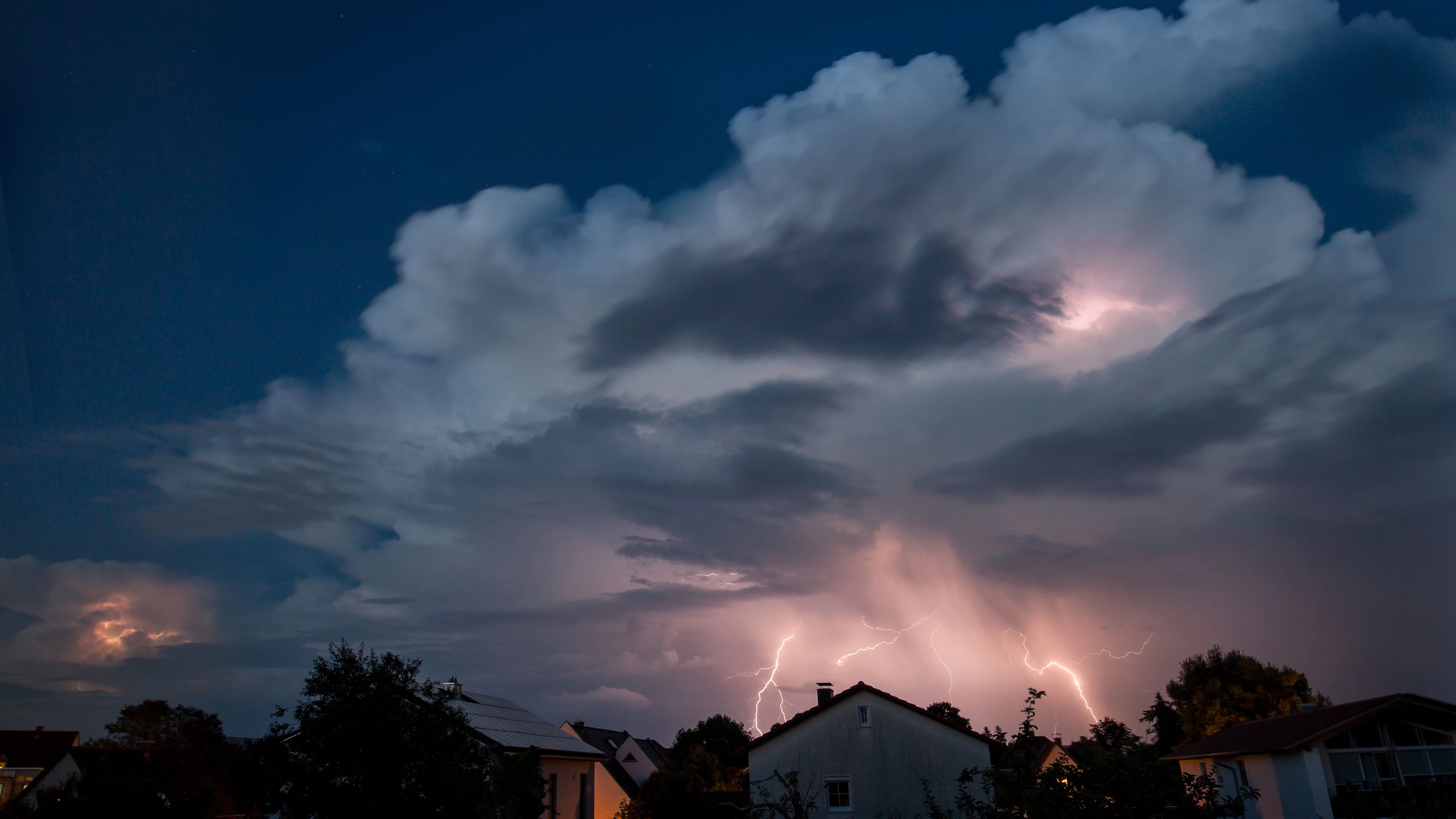 Kommende Woche werden heftige Unwetter in Österreich erwartet. Symbolbild