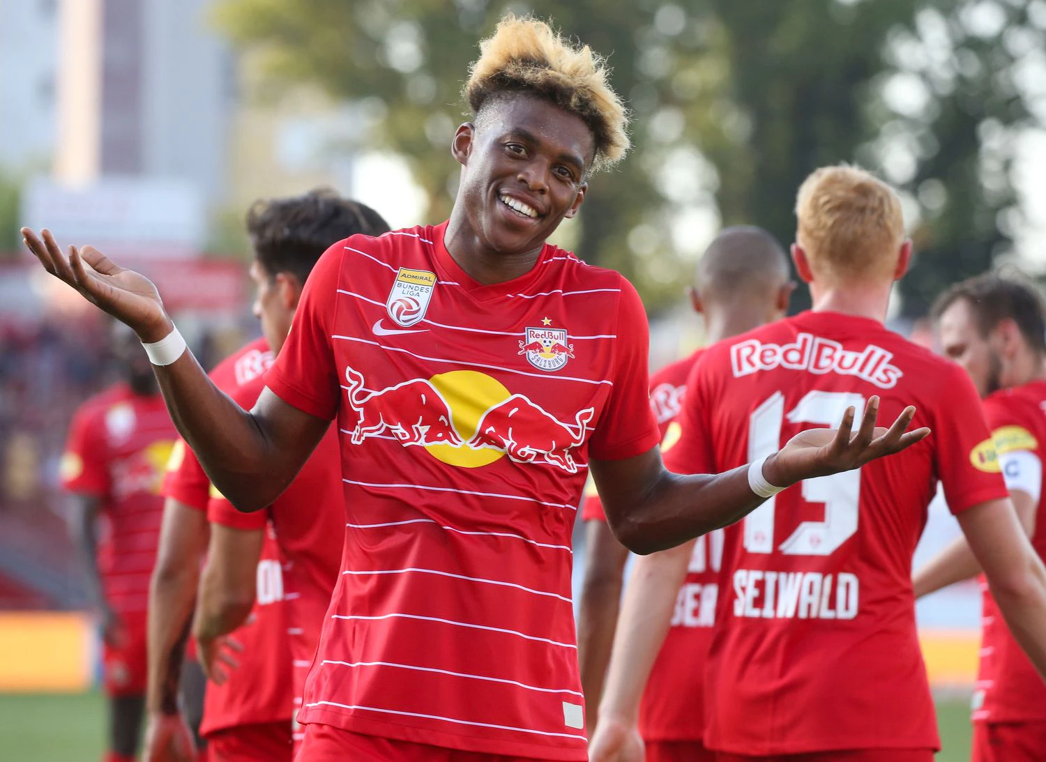 Chukwubuike Adamu beim Torjubel in der Südstadt.