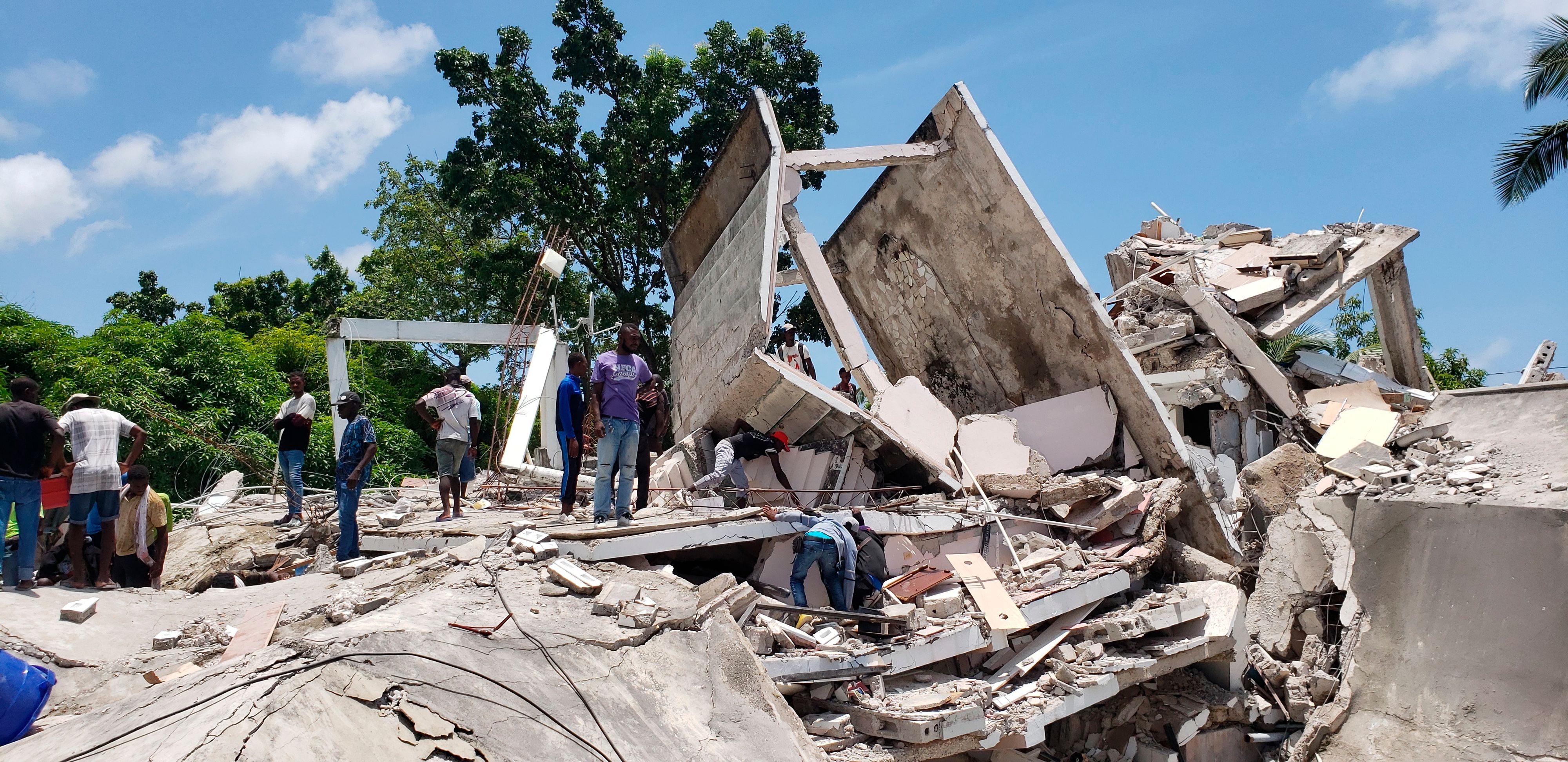 Zahl Der Erdbebenopfer Auf Haiti Steigt Auf 1.300 | Heute.at