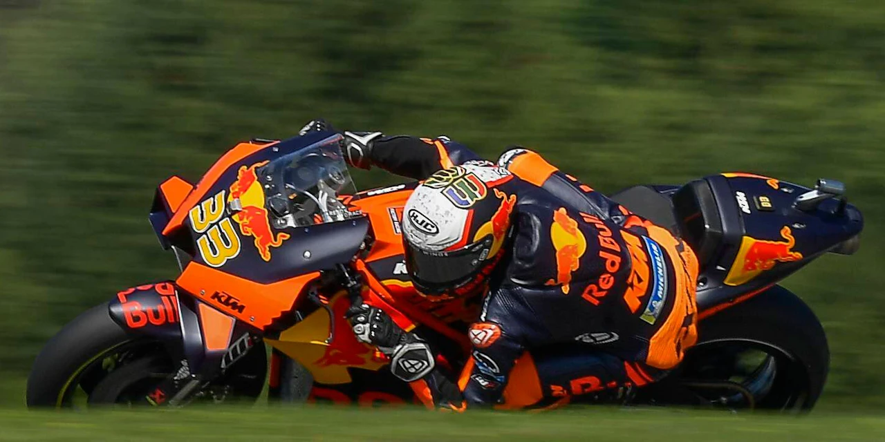 Binder auf Slicks zum KTM-Heimsieg im Spielberg-Regen - Vimarsana News