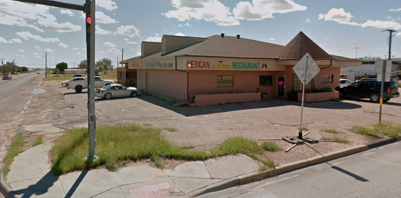 "La Fogata" in Andrews, Texas: Dieser Parkplatz wurde für einen Gast zur Stolperfalle.